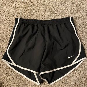 black youth large nike shorts